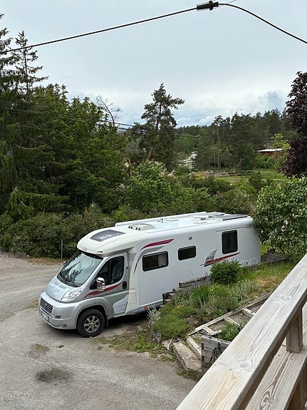 LMC Cruiser T721 QB 4 of 10