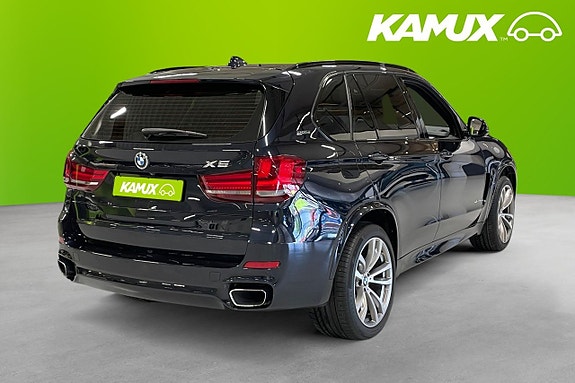 BMW X5 4 of 5