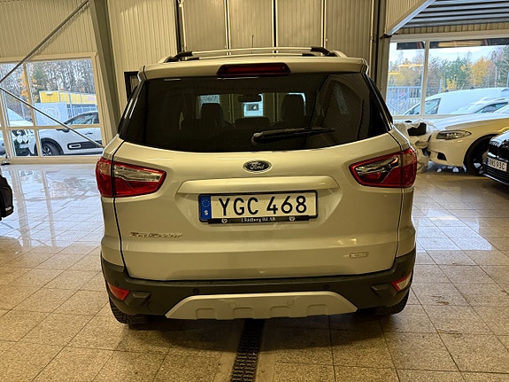 Ford Ecosport 4 of 16