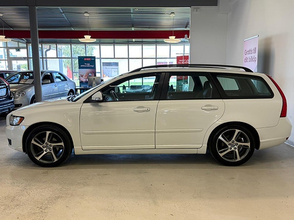 Volvo V50 5 of 5