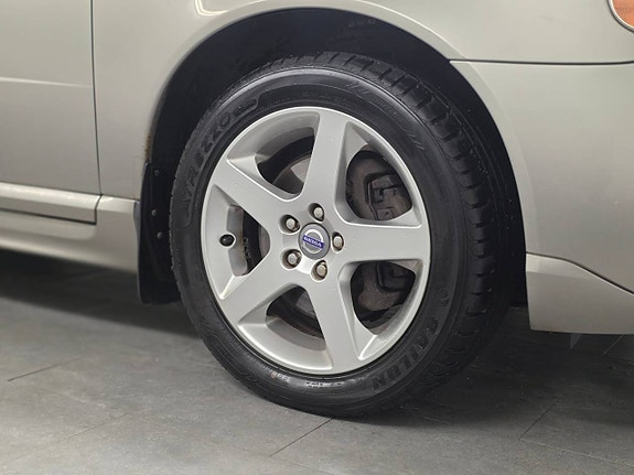Volvo V70 2.5T Man*2008 Fas2 Skinn* Atraktor 8 of 8