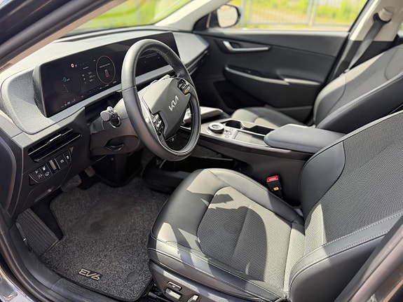 Kia EV6 7 of 10
