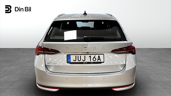 Skoda Octavia 5 of 5