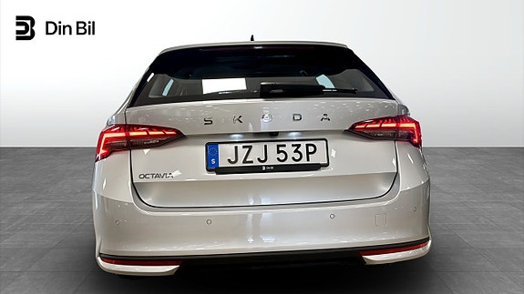 Skoda Octavia 5 of 5