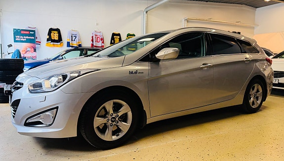 Hyundai i40 3 of 5