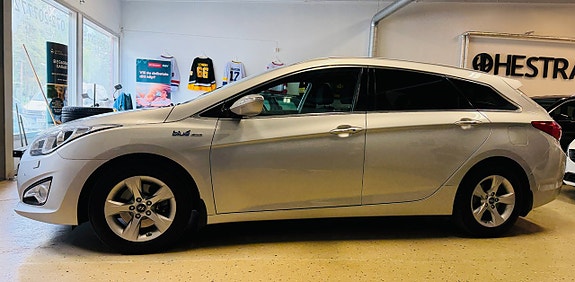 Hyundai i40 4 of 5