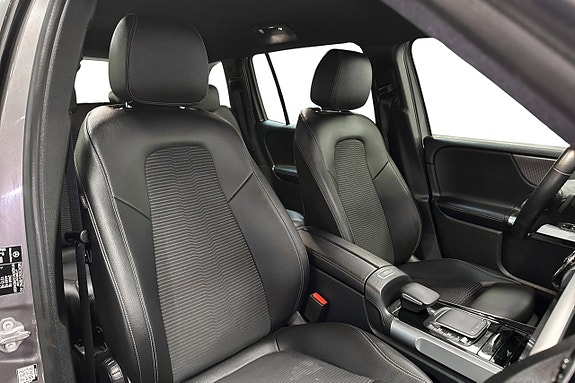 Mercedes-Benz GLB200 d 12 of 17