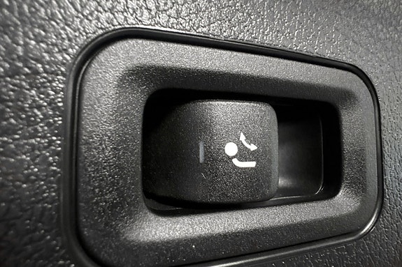 Mercedes-Benz GLB200 d 14 of 17
