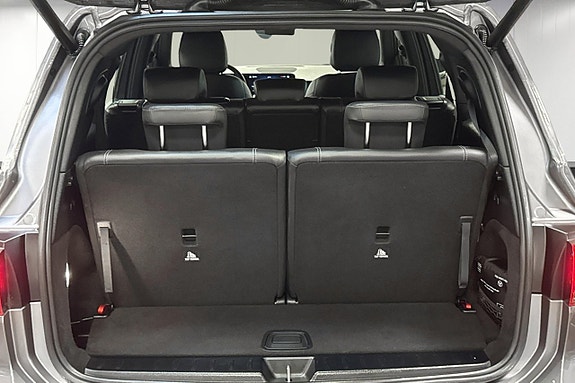 Mercedes-Benz GLB200 d 16 of 17