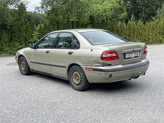 Volvo S40 4 of 18