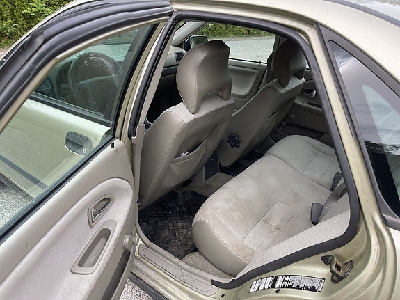Volvo S40 11 of 18