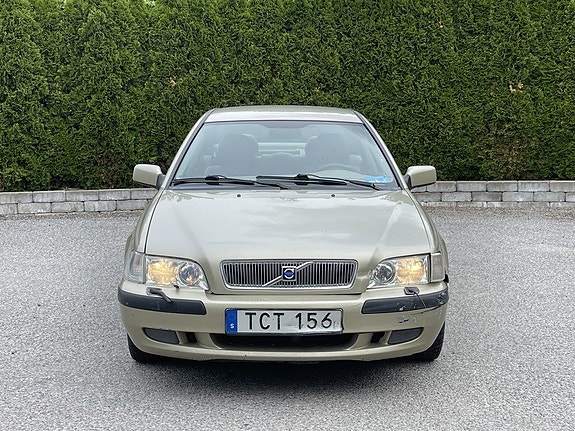 Volvo S40 7 of 18