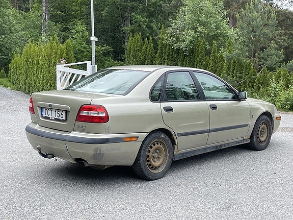 Volvo S40 3 of 18