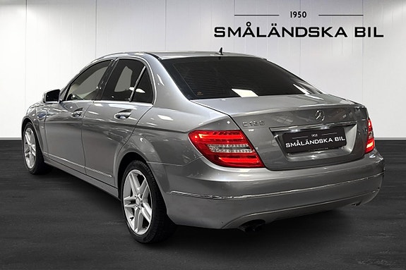 Mercedes-Benz C180 3 of 5