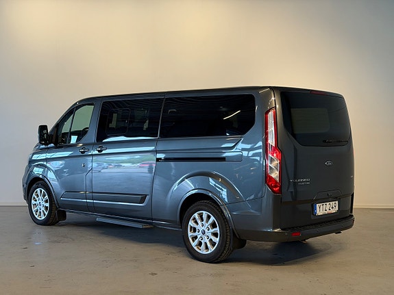 Ford Custom Tourneo 4 of 5