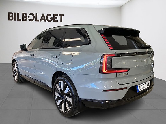 Volvo EX90 3 of 5