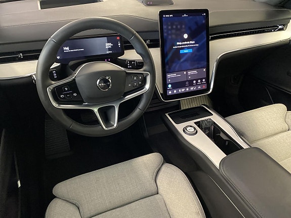 Volvo EX90 9 of 12