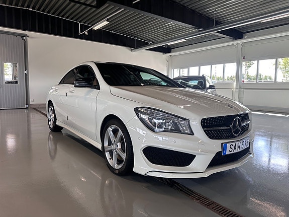 Mercedes-Benz CLA220 d 2 of 5