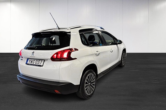 Peugeot 2008 3 of 5