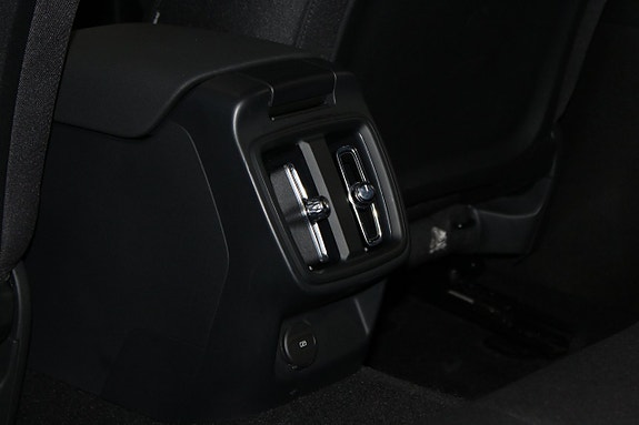 Polestar 2 24 of 30