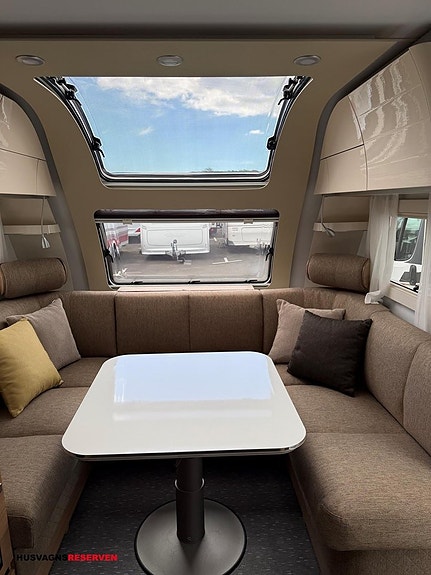 Adria ALPINA 613UT 9 of 21