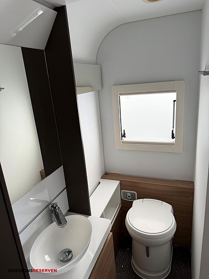 Adria ALPINA 613UT 19 of 21