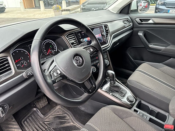 Volkswagen T-Roc 5 of 5