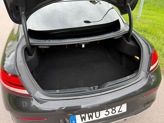 Mercedes-Benz C200 30 of 30