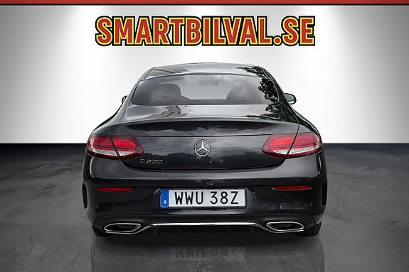 Mercedes-Benz C200 7 of 30