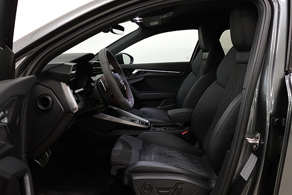 Audi RS3 4 of 5