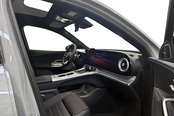 Mercedes-Benz GLC400 10 of 15