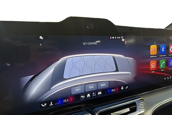 Mercedes-Benz GLC400 14 of 15