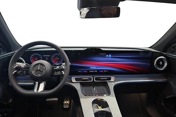 Mercedes-Benz GLC400 9 of 15