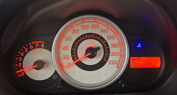 Mazda 2 17 of 20