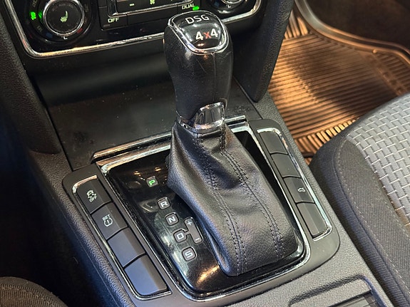 Skoda Superb 13 of 18