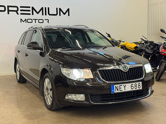 Skoda Superb 2 of 5