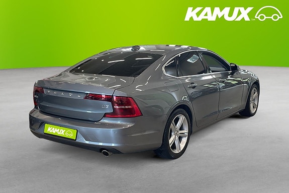 Volvo S90 4 of 5