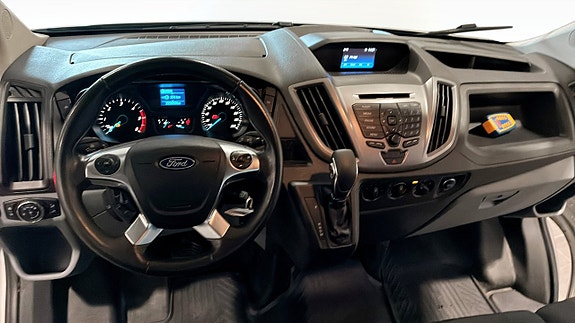 Ford Transit 4 of 5