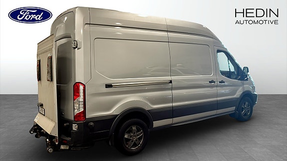 Ford Transit 2 of 5