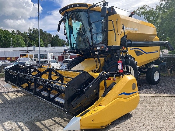 New Holland Tröskor 3 of 5