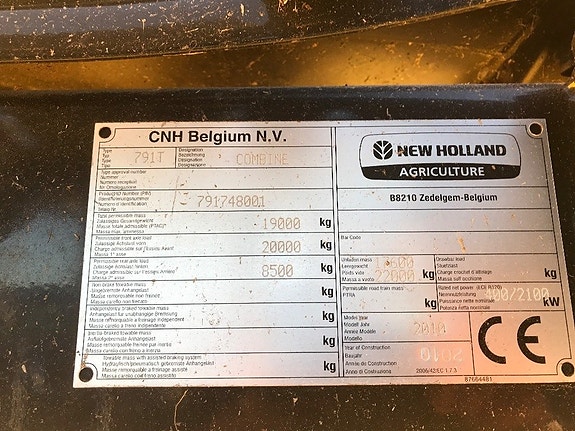New Holland CR 9090 Elevation 10 of 20