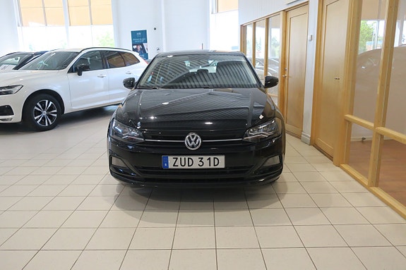Volkswagen Polo 3 of 5