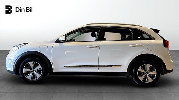 Kia Niro 2 of 12