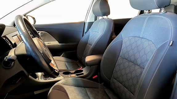 Kia Niro 8 of 12