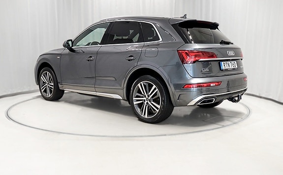 Audi Q5 6 of 12