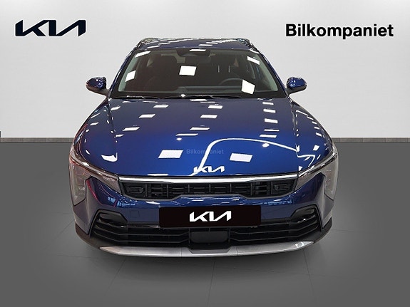 Kia K4 2 of 5