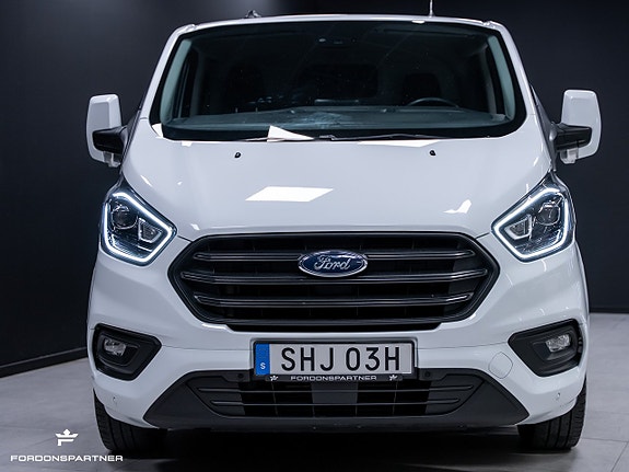 Ford Transit Custom 2 of 5