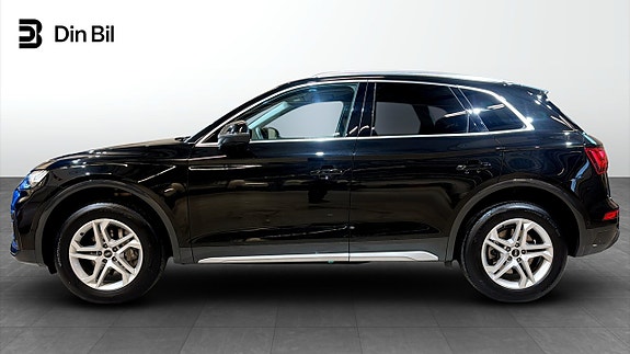 Audi Q5 2 of 5