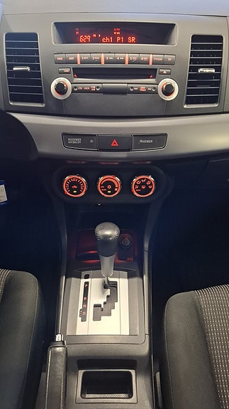 Mitsubishi Lancer 20 of 20