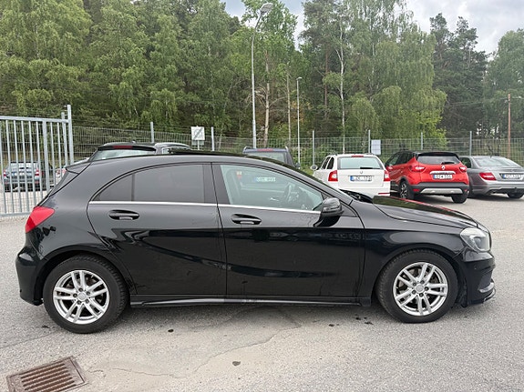 Mercedes-Benz A200 3 of 5
